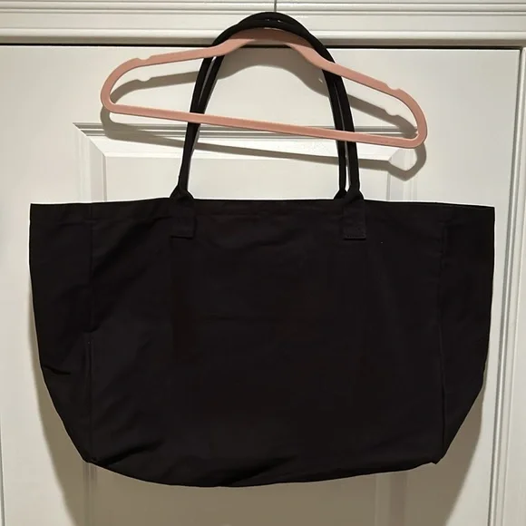 NWOT VICTORIA SPORT Bag - Picture 4 of 12